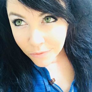 Meet your Posher, Deirdre